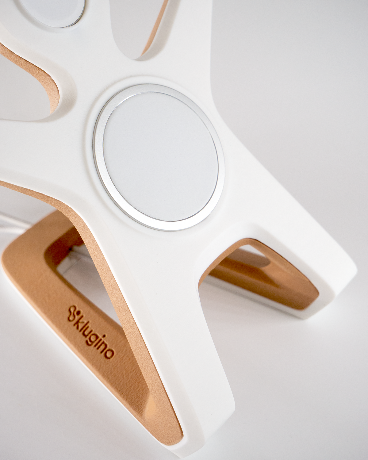 Soporte de carga 2 en 1 Hugger Docking Stand