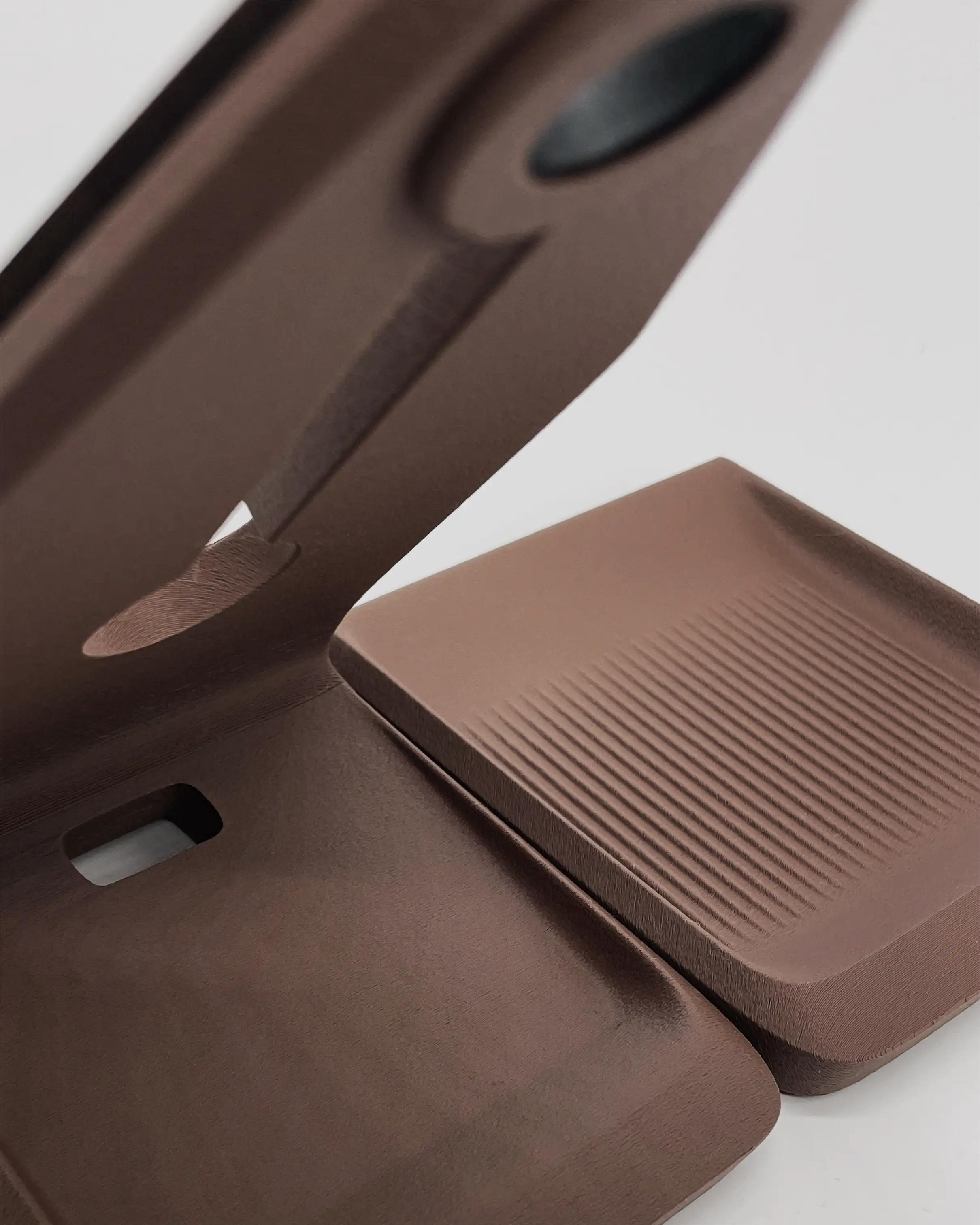 #color_brown-basswood