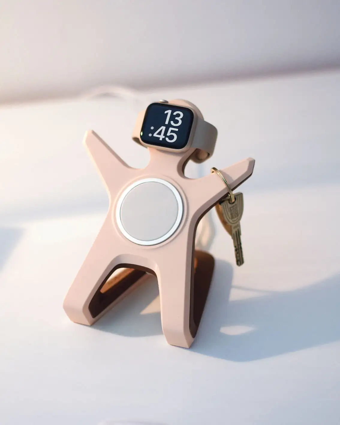The Hugger Docking Stand 2 in 1